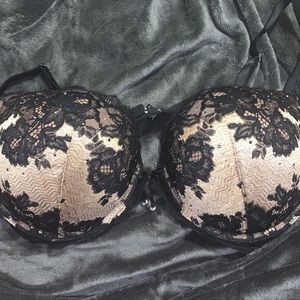 Victoria secret bombshell push-up bra